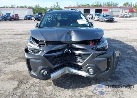 2025 Subaru Outback Touring z USA, uszkodzony, nr VIN 4S4BTAPC9S3211524